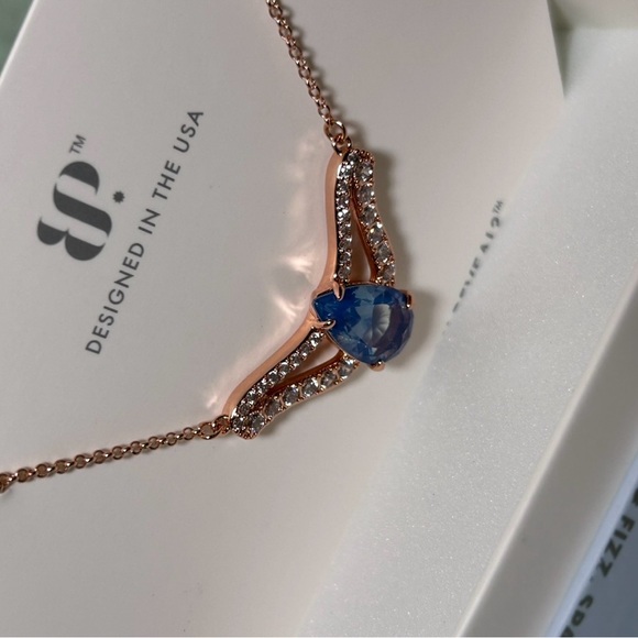 🐾 Poised To Perfection 🐾 - Picture 5 of 6